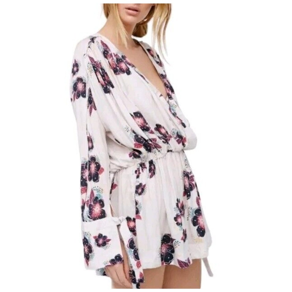 Free People Tuscan Dreams Tunic Top Floral V Neck Bohemian Over-Sized Small